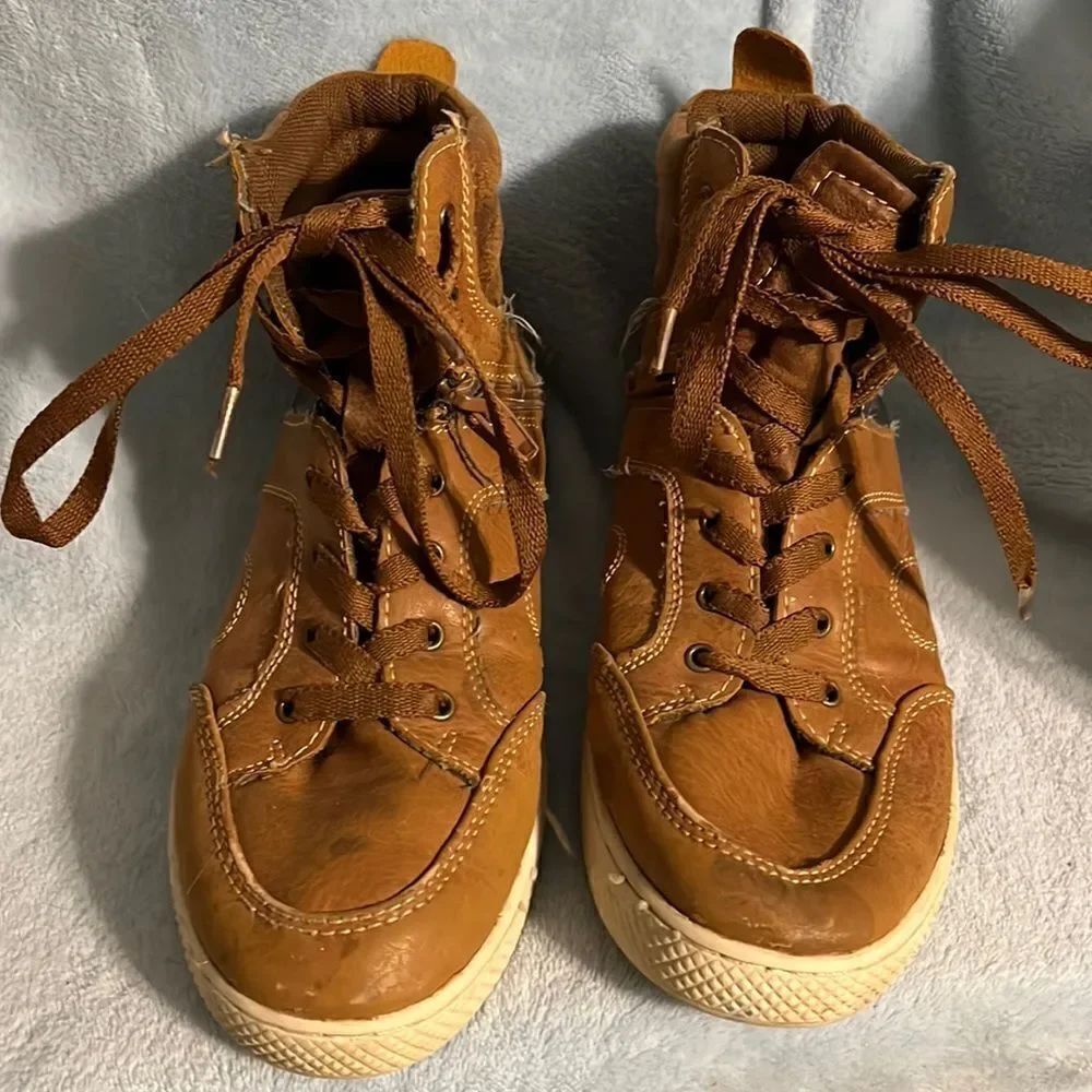 Steve Madden High Top Shoes